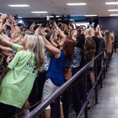 Le pouvoir du selfie, made in présidentielle !