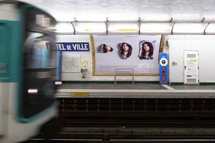 Campagne Francophonie, affichage métro Parisien Hotel de ville