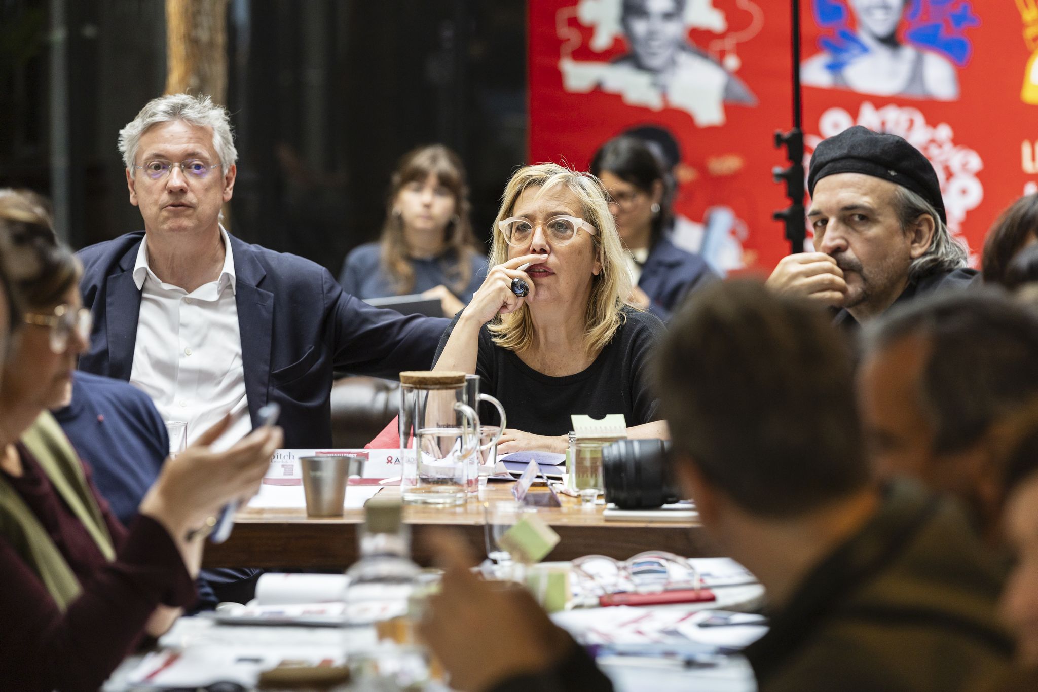 Les plus grands talents publicitaires réunis autour de Mlle Pitch